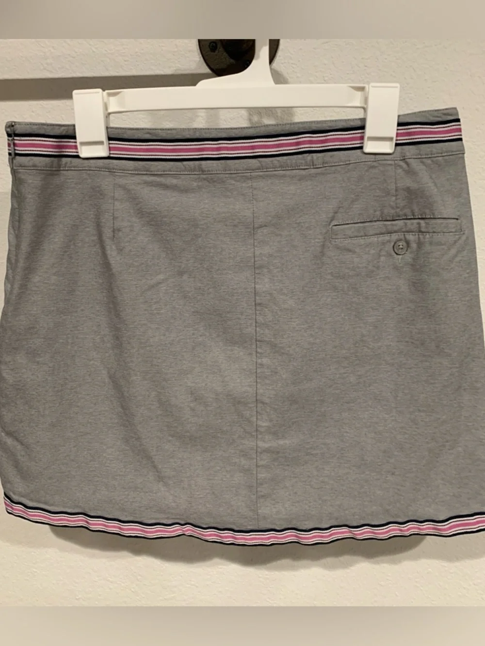 Lady Hagen Golf Skort, Skirt w/built in shorts and pockets, Sz 12 - Picture 2 of 6